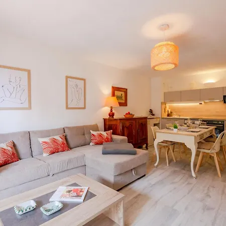 Апартаменты Les Embruns-5 By Interhome *